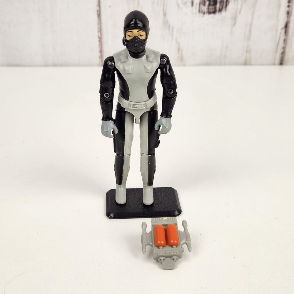 Hasbro GI Joe Action Figure 3.75in Grey Good 1983 Torpedo Oxygen Tank Backpack